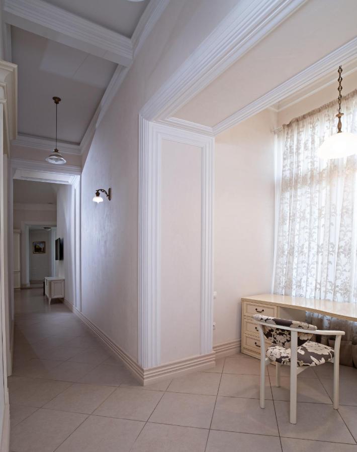 Bel Apartments Одесса Экстерьер фото